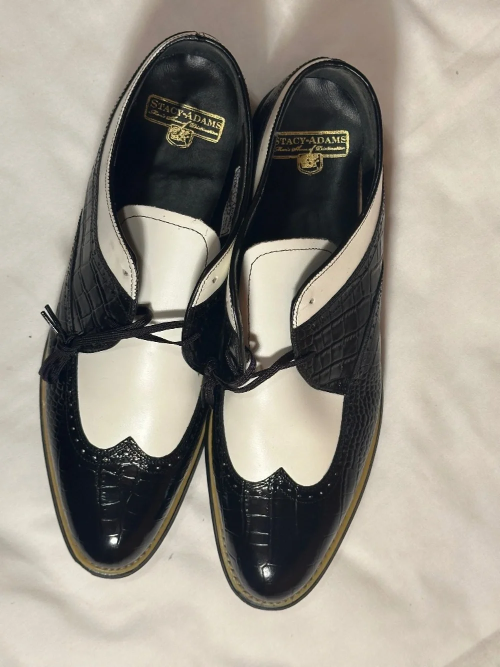 Stacy Adams 11, black with white wing tip brogues/spectator shoes